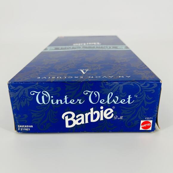 Winter Velvet Avon Exclusive Special Edition Mattel Barbie Doll - NRFB/NIB - Picture 12 of 15